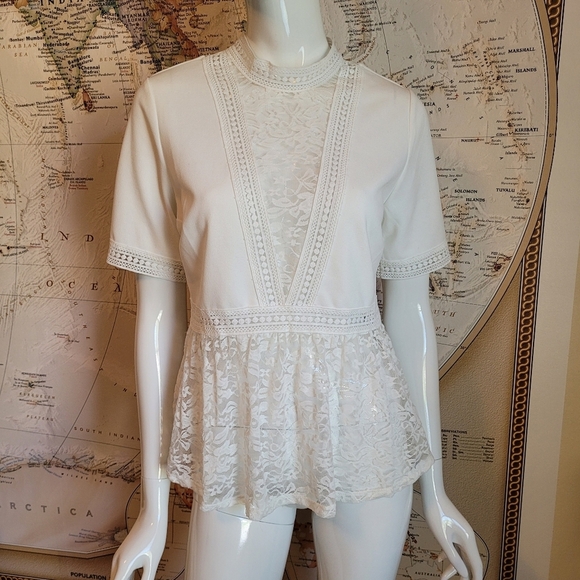 Scobe white deep v neck short sleeve top white lace peplum fairy coquette girl M - Picture 1 of 13